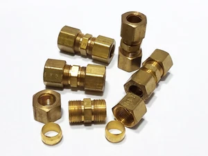 (5) WEATHERHEAD 62x8 1/2" Tube OD Brass Union Compression Fitting - Picture 1 of 7