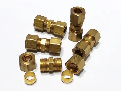 (5) WEATHERHEAD 62x8 1/2" Tube OD Brass Union Compression Fitting - Image 1 of 4