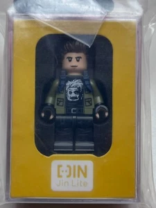 JIN Custom Minifigure: SKATEBOARD PETER PARKER (Spider-Man, Andrew Garfield) NEW - Picture 1 of 3