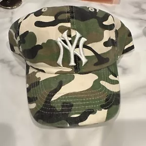 NEW YORK YANKEES CAMOUFLAGE BASEBALL CAP HAT BUDWEISER BEER SNAPBACK - Picture 1 of 3