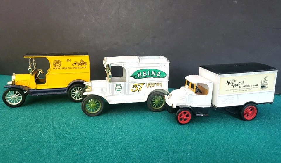 VTG  Lot Of 3- ERTL Die Cast 1/25 Promotional Delivery Truck Banks , Ford, Mack - Image 1 of 4
