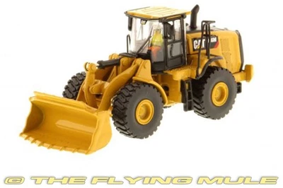Diecast Masters 1:87 966M Wheel Loader - Image 1 of 4