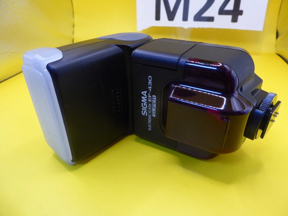 Sigma EF-430  Super Flash / Flashgun Speedlight Flash unit fully tested - Image 1 of 4