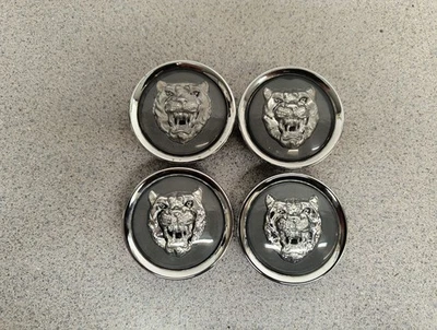 TAPA CENTRAL DE RUEDA JAGUAR XJ6 XJS XJ8 XK8 OEM BORDE CROMADO PLATEADO Foto 1 de 4