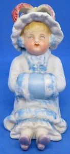 Figura antigua victoriana vintage de porcelana continental de una niña sentada - Imagen 1 de 7