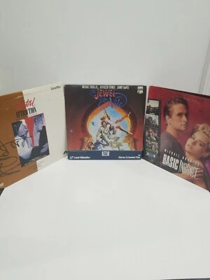 Lot of 3 Laserdiscs - Michael Douglas - Fatal Attraction Basic Instinct Jewel  - Image 1 of 4