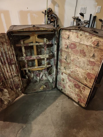 LARGE Vintage Indestructo Victorian Domed Wardrobe Steamer Trunk Travel Cover