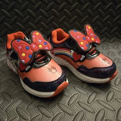 Tenis Disney Minnie Mouse para niños pequeños talla 7 - Zapatos iluminados con moño brillante Foto 1 de 4