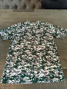 Youth Digital Camo Short Sleeve T-Shirt Augusta Sportswear Size Large Hunting - Picture 1 of 8