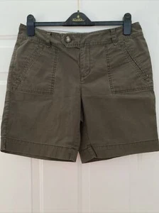 Eddie Bauer Mercer Olive Women's Mid-Rise Shorts - Size 10 - Picture 1 of 3