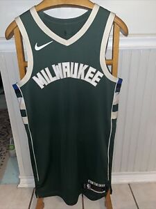 Nike Authentic TEAM ISSUED Milwaukee Bucks Blank Green Jersey Sz 44 Length +6