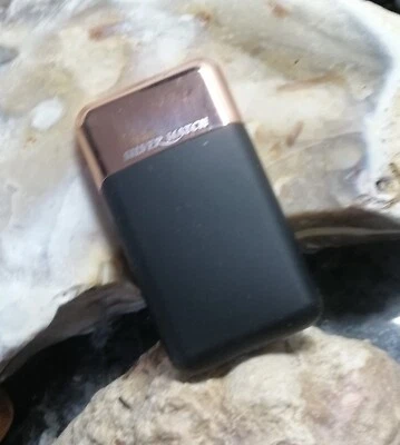 Feuerzeug Gas Marken Feuerzeuge Lighter neue Design Serie in Schwarz gold - Bild 1 von 4