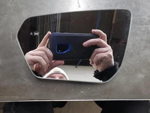 18 19 20 EQUINOX Left Door Mirror Glass Only w/blind spot alert option DWK, UKC - Picture 1 of 3