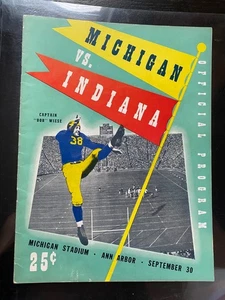 1944 Michigan Wolverines Indiana Hoosiers College Football Game Program - Picture 1 of 4