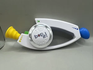 Bop It! Shout It! Talking Electronic Handheld Game White 2008 Interactive Tested - Picture 1 of 4