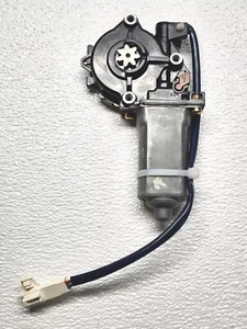 85720-0C010 OEM Power Window Lift Motor for 2000-2006 Toyota Tundra Front Left - Picture 1 of 11