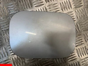 Couvercle Trappe réservoir carburant - RENAULT MEGANE II (2) - Réf : 8200200463 - Foto 1 di 4