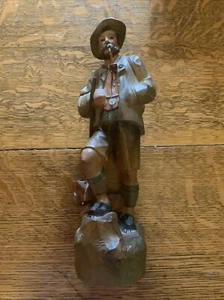 ANTON FISCHER HAND CARVED WOOD FIGURINE - Picture 1 of 7
