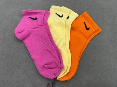 3 pares de calcetines al tobillo ligeros Nike Everyday para mujer talla M amarillo rosa naranja Foto 1 de 3