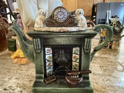 Paul Cardew Victorian Fireplace Teapot Mint Condition - Image 1 of 4