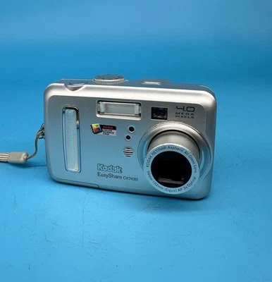 Kodak Digital Camera EasyShare CX7430 4.0MP Silver Tested - Image 1 of 4