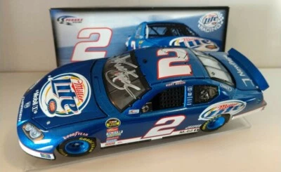 Dodge Charger Kurt Busch 2007 autografado Miller Lite em escala 1/24 - Imagem 1 de 4