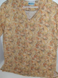 Fashion Scrubs - leaves scrub top - Medium - Picture 1 of 3