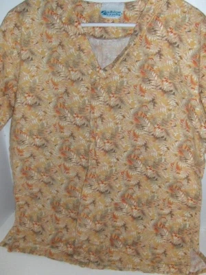 Fashion Scrubs - leaves scrub top - Medium - Image 1 of 3