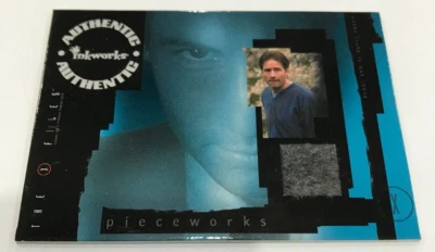 2001 INKWORKS THE X-FILES SEASON 4 & 5 TRADING CARD COSTUME CARD PW1 MULDER - Image 1 of 3