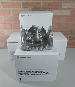 Pokémon Center: Charizard Kanto Final Evolution Buchstütze Pokémon Center - Bild 1 von 6