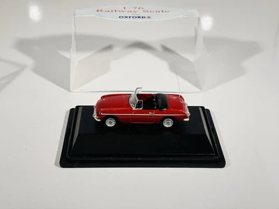 Oxford Railway 1/76 Scale 76MGB001 - MGB - Tartan Red - Boxed - Image 1 of 4