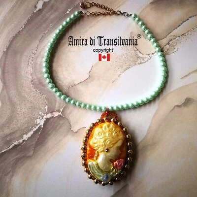 Luxury Jewelry Antique Pearl Necklace Woman Pendant Cameo Silhouette Portrait - Image 1 of 4