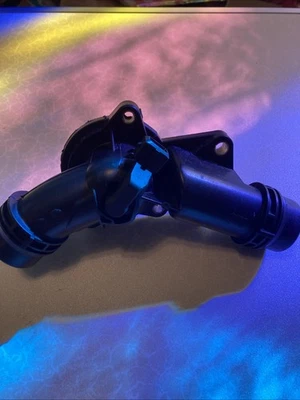 Conjunto de termostato para BMW X5 2001-2006 API 66345WD 2002 2003 2004 2005 Foto 1 de 4