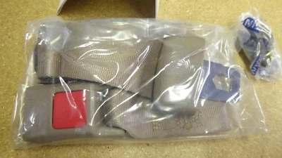 88850-1E401 Nissan 1993 Altima cinturón de seguridad central trasero en cinturón de seguridad y seguridad Foto 1 de 4