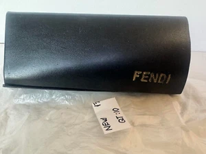 Estuche magnético grande negro Fendi con tela $35 NUEVO #17 - Imagen 1 de 2