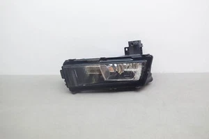 VW TOURAN 5T1 2.0 TDI fendinebbia anteriore destro 5TA941662A 2.00 22932175 - Foto 1 di 11
