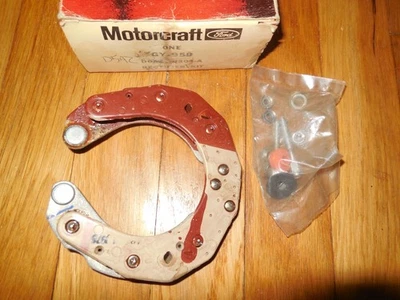 Новый из старых запасов 1973-1976 Ford LTD выпрямитель генератора D5AZ-10304-A - Изображение 1 из 2