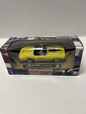 New Ray City Cruiser Collection 1967 Chevrolet Corvette Yellow 1:43 Diecast Car! - Image 1 of 3