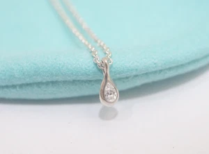 Collana Tiffany & Co. Argento Peretti By The Yard Diamanti a Forma di Pera 16" - Foto 1 di 7