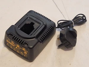 Dewalt DE9116 power tool battery charger input 230V output 7.2-18V (working) - Picture 1 of 5