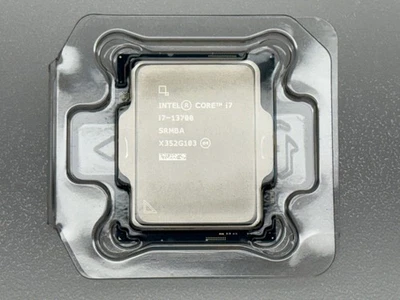 Processore CPU Intel Core i7-13700 5,20 GHz 16-Core 30M LGA1700 i7 13700 SRMBA - Immagine 1 di 3