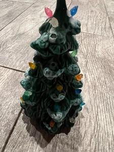 Cerámica Árbol de Navidad Verde Multicolor Bombillas 6.5" Mesa Mini Vintage Esmerilado - Imagen 1 de 9