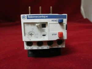 Telemecanique France LRD216 Thermal Overload Relay 12~18A 3PE - Picture 1 of 2