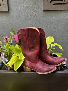 Roper Mountain women size 10 boots, Oxblood red, EUC, Delightful - Picture 1 of 13