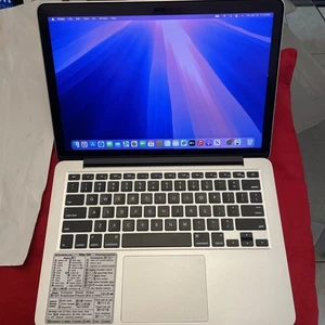 MacBook Pro Retina 2013 2.4GHz 16GB, 256GB Dual Core Intel i5 Intel Sequoia 15.7 - Picture 1 of 12