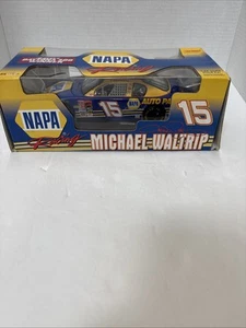 Michael Waltrip #15 Monte Carlo Diecast 1:24 Daytona Napa 2001 Nascar - Picture 1 of 24