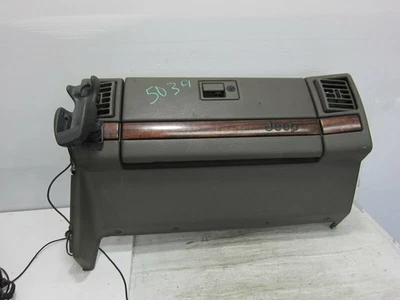 Porta-luvas 55030258 CHRYSLER JEEP GR.CHEROKEE ZJ Z 5.2 LTD. 1378134 - Imagem 1 de 4