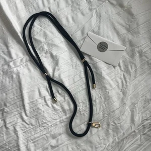 CASETiFY 6mm Lina Telefon Pasek cross body z kartą Czarny Szczotkowane złoto Coachella - Zdjęcie 1 z 6