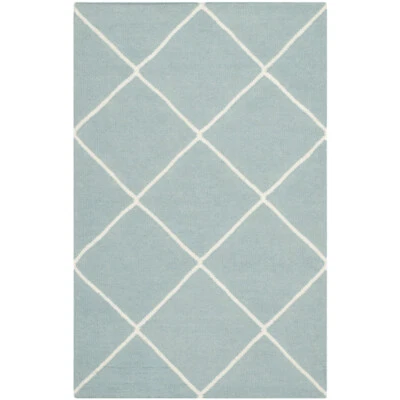 SAFAVIEH Dhurries DHU635C Light Blue / Ivory Rug - Image 1 of 4