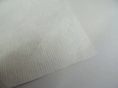 KD89 Tissu pour la fabrication de soufflet de coucou forêt noire 15 X 20 cm